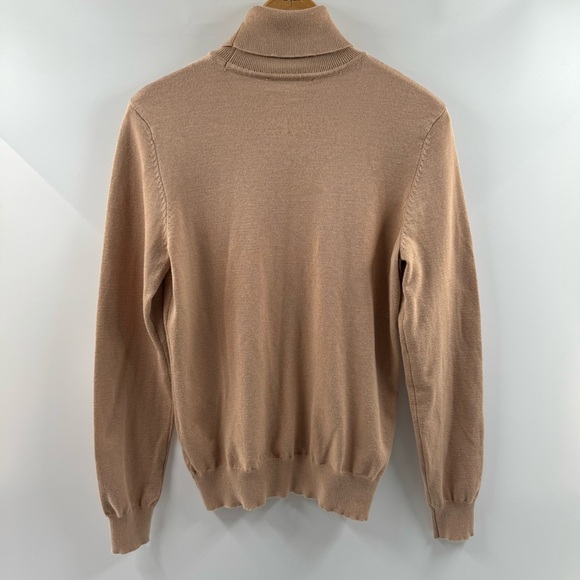 Madison Grey Beige Turtleneck Sweater – Size Medium - Picture 5 of 5